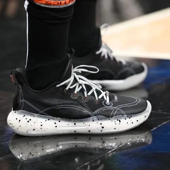 nba球星上脚球鞋2022排名,nba季后赛上脚