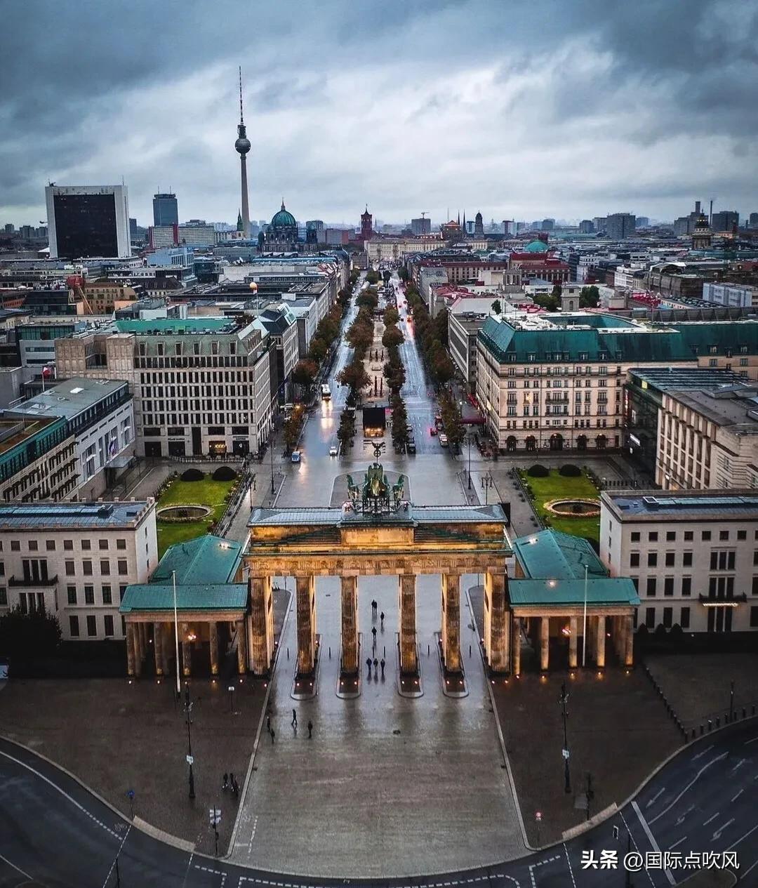 德国战败后为什么崛起这么快,德国战败后为什么又崛起了