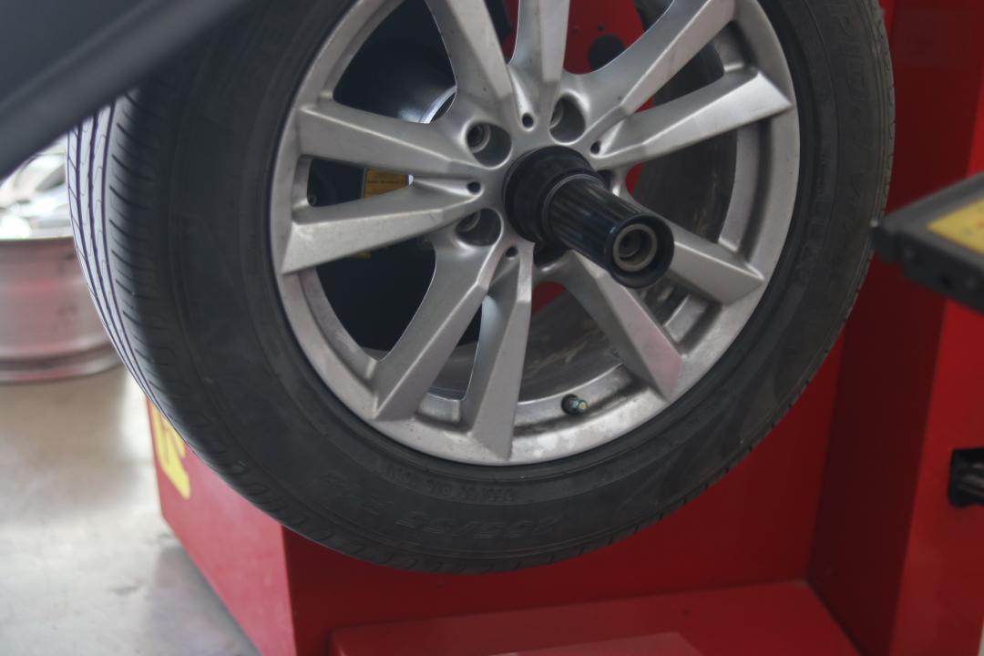 翻新整备一台老x5,13款宝马x5整备翻新