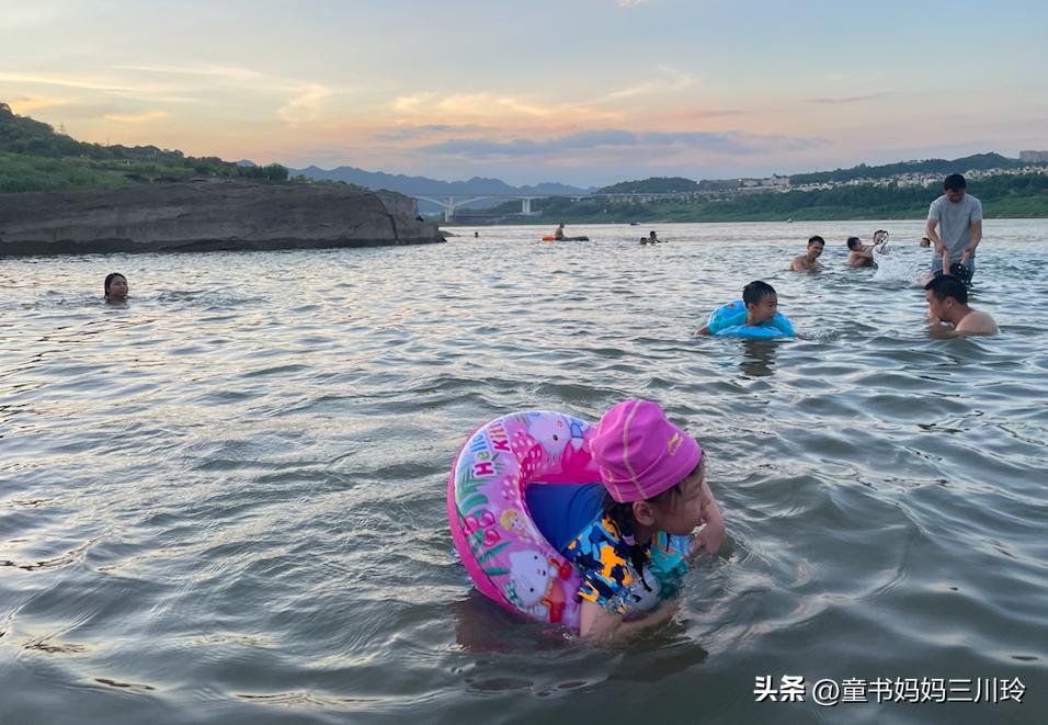 外地小朋友在上海过暑假,孩子在上海过暑假