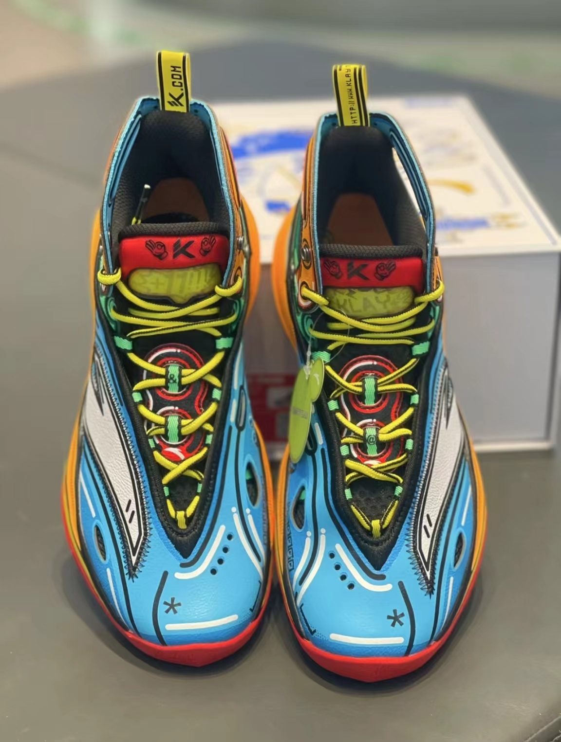 安踏kt8圣诞节配色多少钱,安踏kt8各种配色