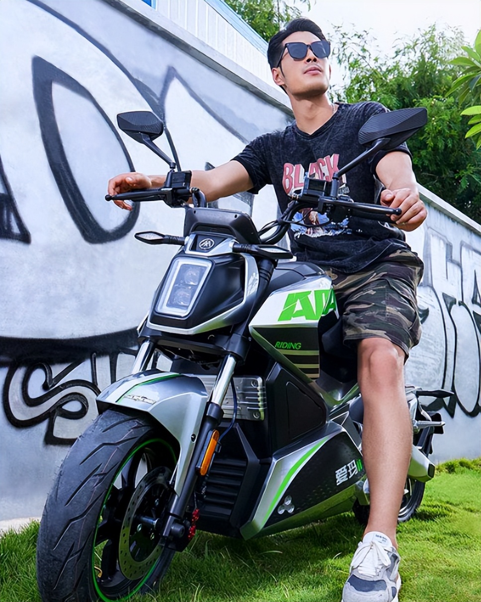 小牛爱玛雅迪哪个好,小牛爱玛绿源雅迪哪个性价比最高