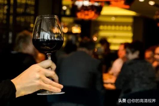 82年拉菲真的是82年生产的吗,82年拉菲到底生产了多少瓶