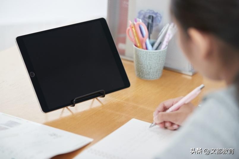 四级听力高频词汇读音,每日英语听力四级核心词汇