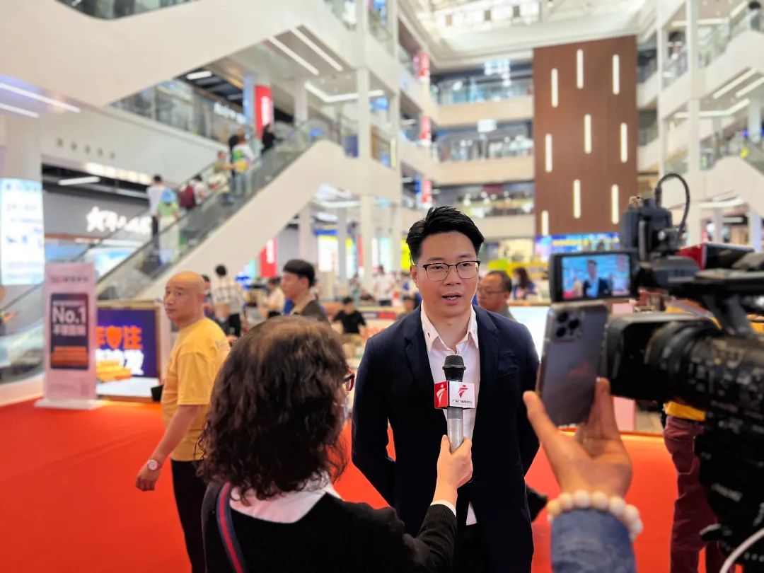 43届龙家展盛大开幕，核心圈观众云集，玛奥会场厂商成交热烈！