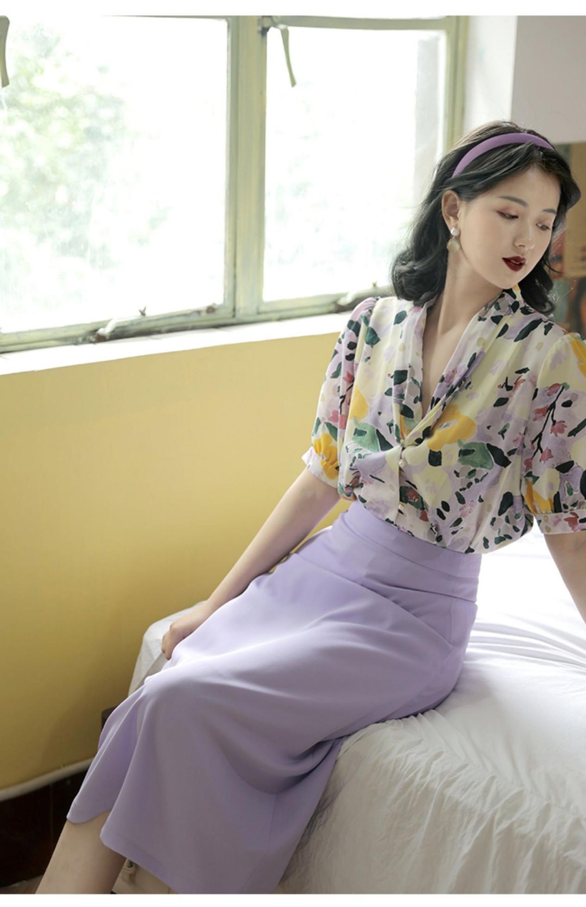 碎花衬衫怎样穿出高级感,春天衬衫风格穿法优雅高级时髦