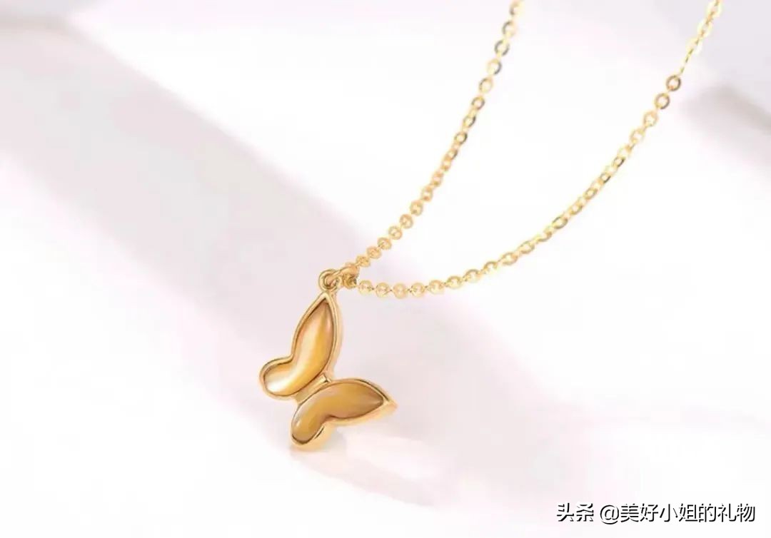 母亲节礼物项链黄金推荐,母亲节礼物排行榜前十名黄金饰品