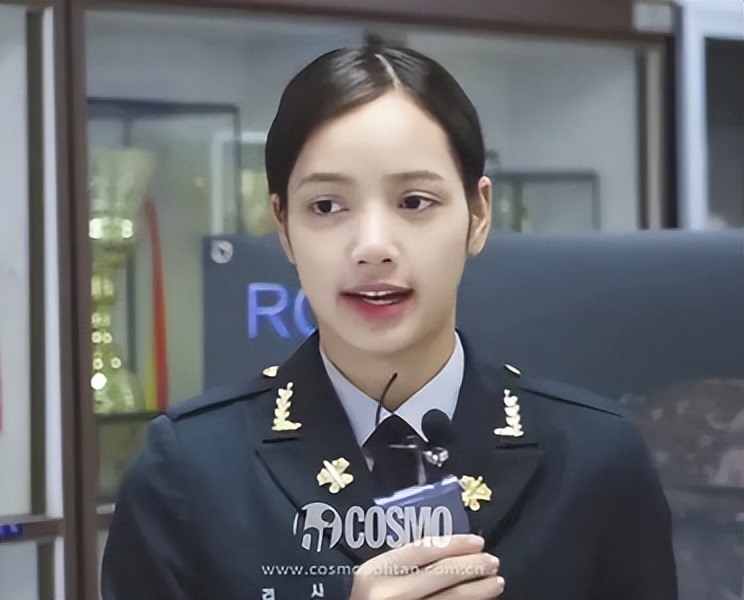 怎么判断适合八字刘海和空气刘海,怎样知道什么样的刘海适合自己