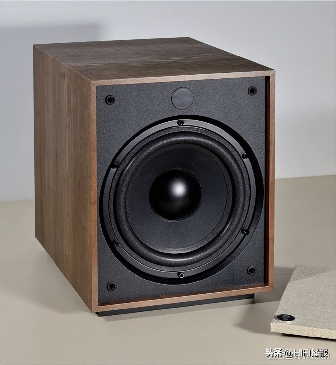 klipsch双8寸音箱图片,klipsch便携式蓝牙音箱