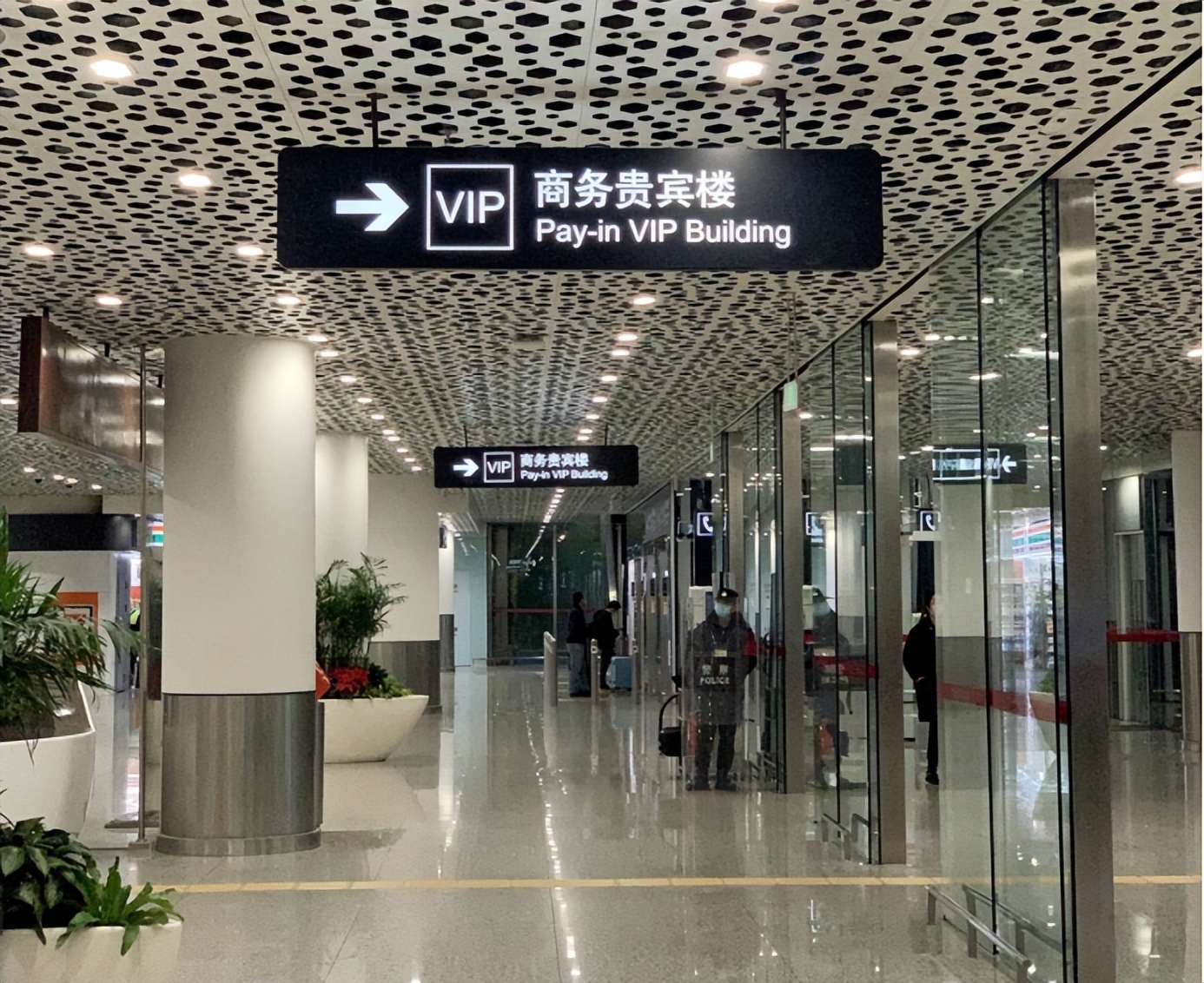 银行存多少可以有黑卡,银行要存多久才能有黑卡