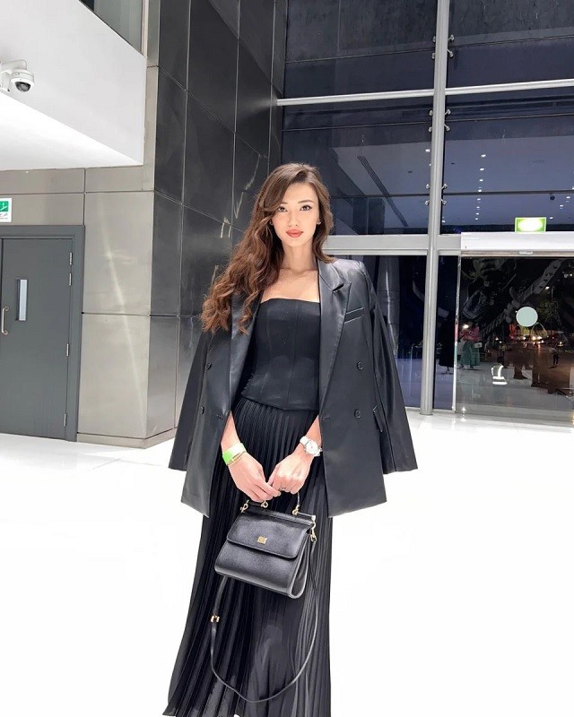 曾因颜值爆红的排球女神：如今整容不再少女，嫁迪拜富豪后退役