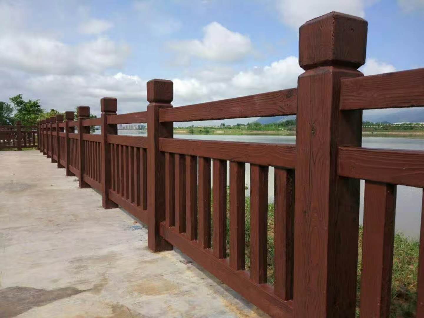江门混凝土仿木栏杆厂家,水泥混凝土仿木栏杆