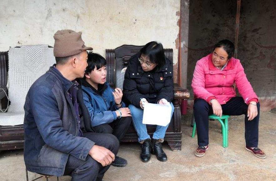 女校长张桂梅孩子都考清华北大吗,女高校长张桂梅连续12年送考