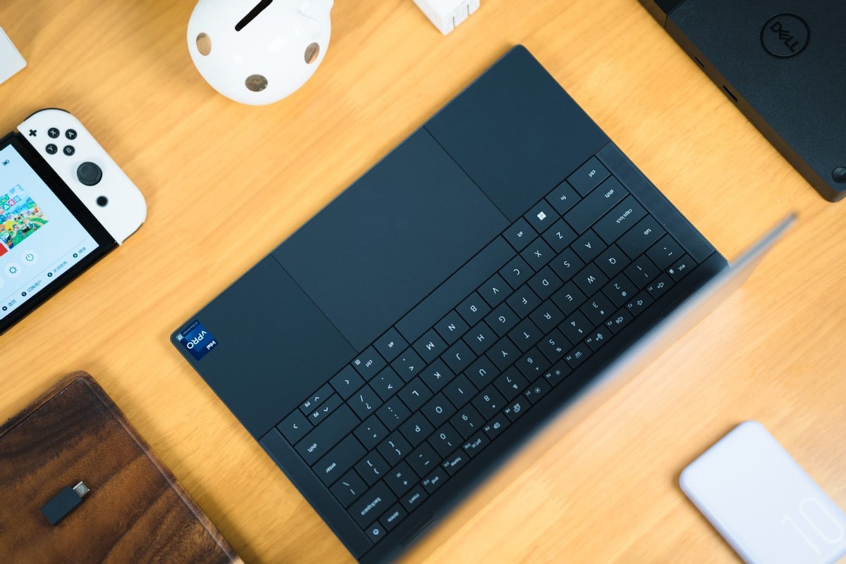 戴尔latitude7440测评,戴尔latitude7390