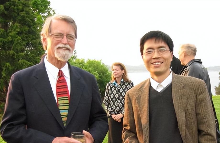 退还美国国籍，不惧美国利诱毅然回国，全美冠军：我只为中国而战