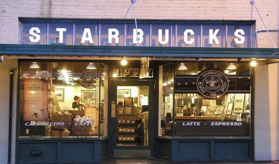 经济学分析星巴克咖啡大小杯,星巴克杯型商业策略