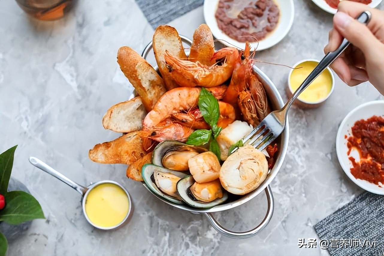 吃饭太快的危害动画片,吃饭吃得太快有什么危害gif