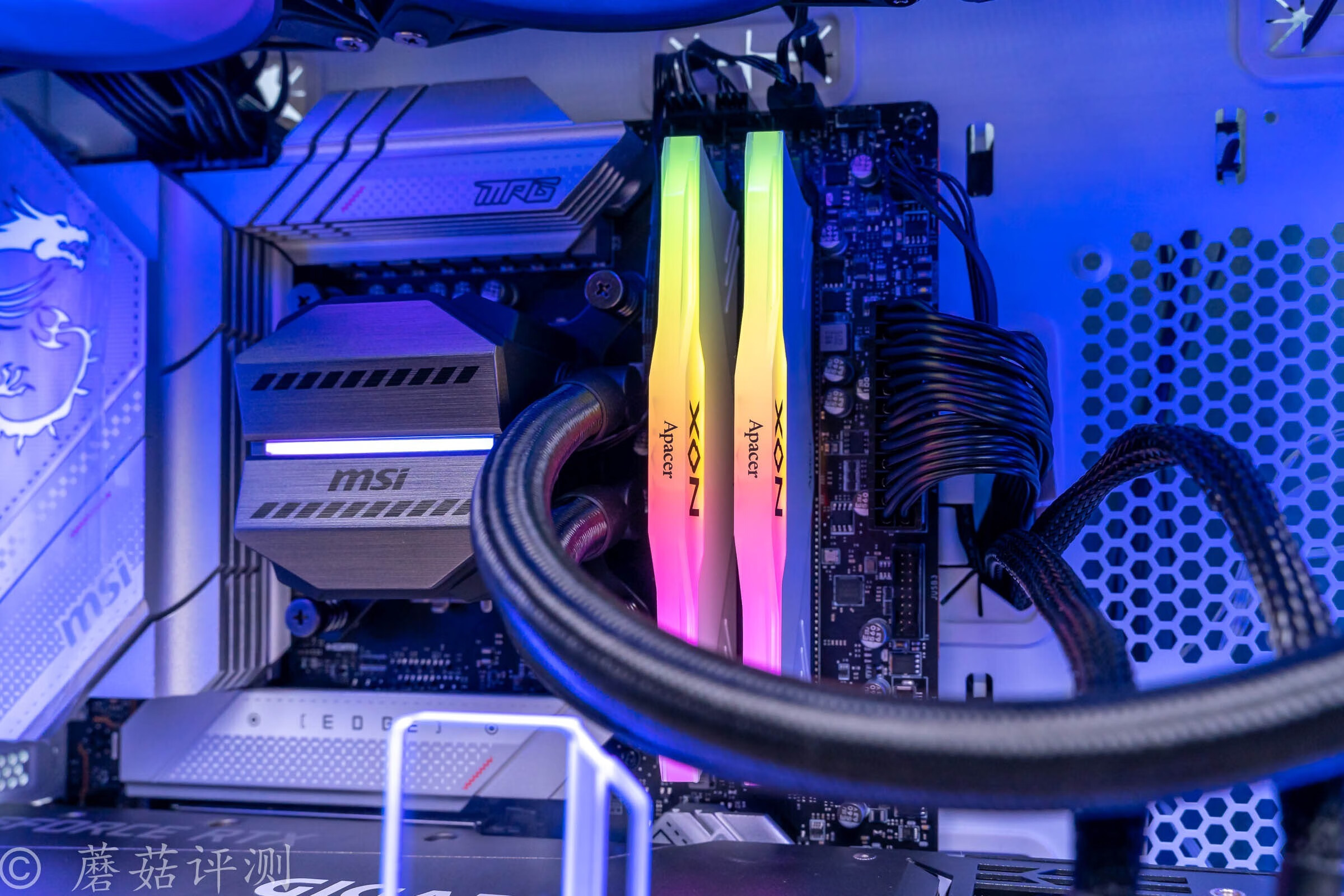 技嘉rtx3060tigamingoc魔鹰显卡,技嘉rtx4090魔鹰oc怎么样