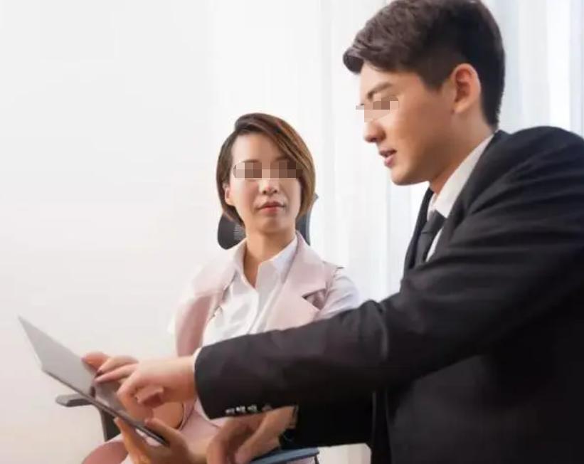 靠彩票发家致富小伙判了多久,80后年轻人利用彩票一年获利80亿