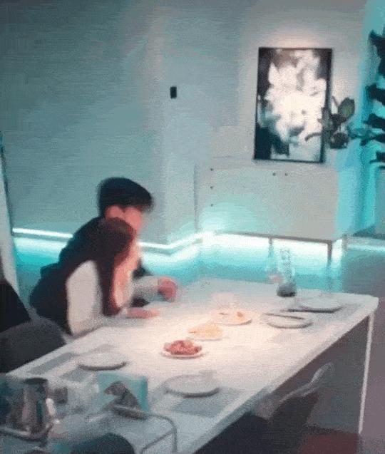 被央媒点名批评的十大明星,被央视点名批评的两位大明星