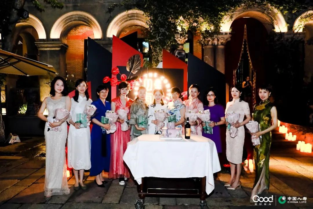 |双星有约|美好星座派对，美好同学在西子湖畔演绎复古摩登范儿