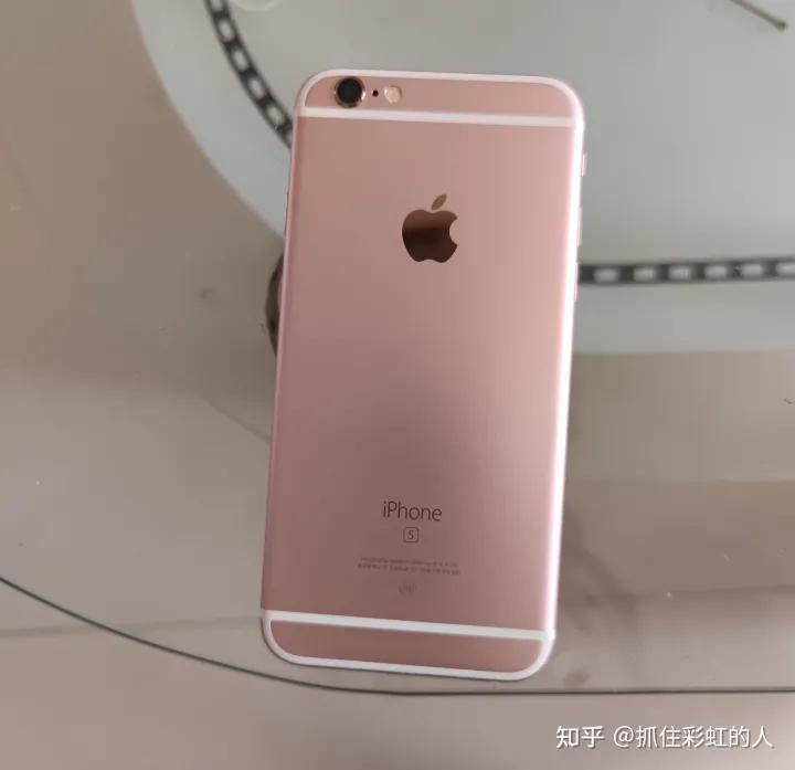 iphone最便宜的手机,iPhone手机真的物有所值吗