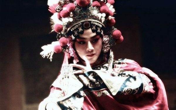 余少群当年有多火,余少群的巅峰时期