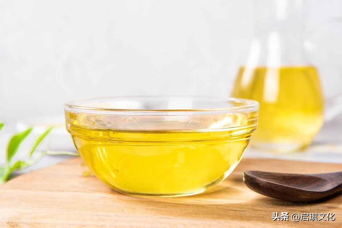 买食用油这3种再便宜也不能买 (买食用油避免哪些坑)