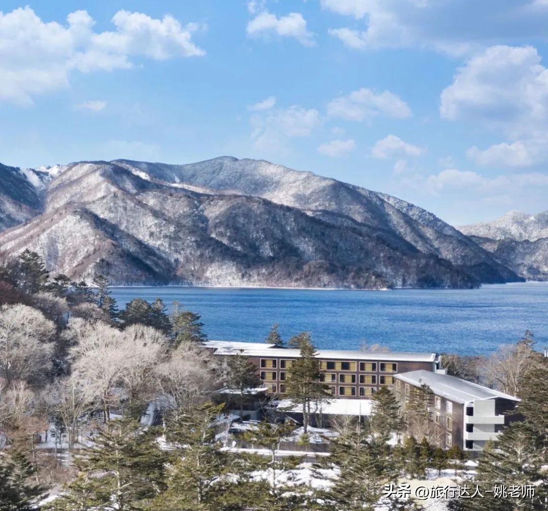 日本丽思卡尔顿酒店阴雨天高级感,大阪奢华酒店