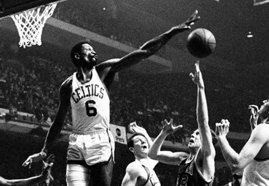 詹姆斯改成六号球衣的原因是什么,詹姆斯新赛季6号球衣