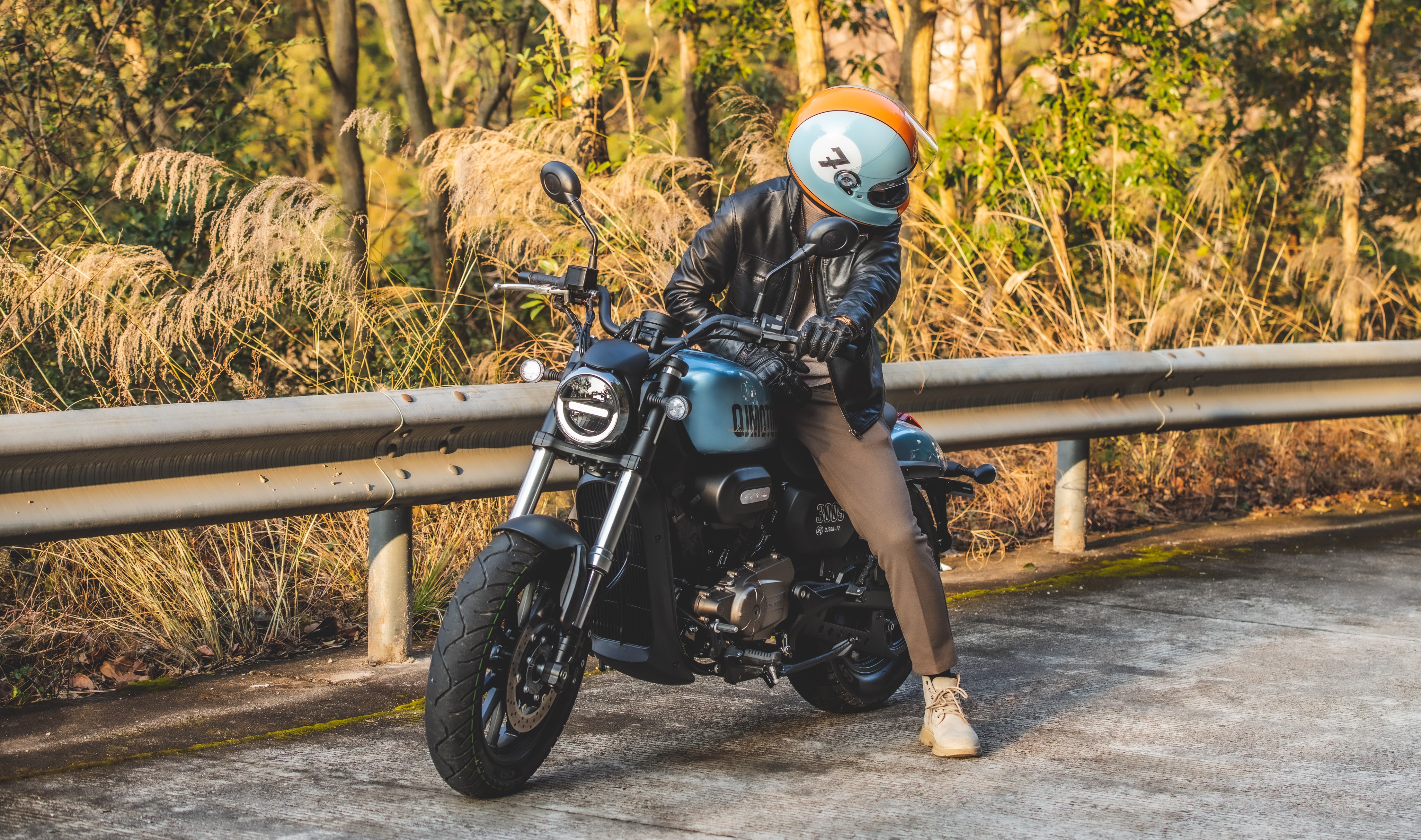 钱江闪300自动挡怎么样值得购买吗,钱江闪300跟闪300s有什么区别