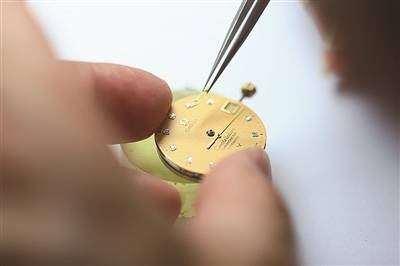 守护时间：我在这里修钟表