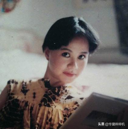 家中建酒吧，一个人去办结婚登记，刘欢是个怎样的人？