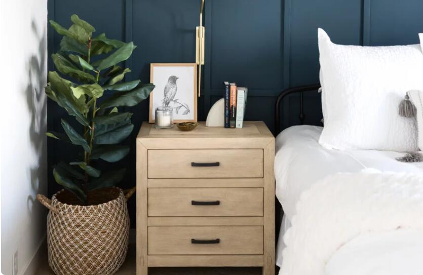 卧室太小放不下床头怎么做,小卧室床头怎么放