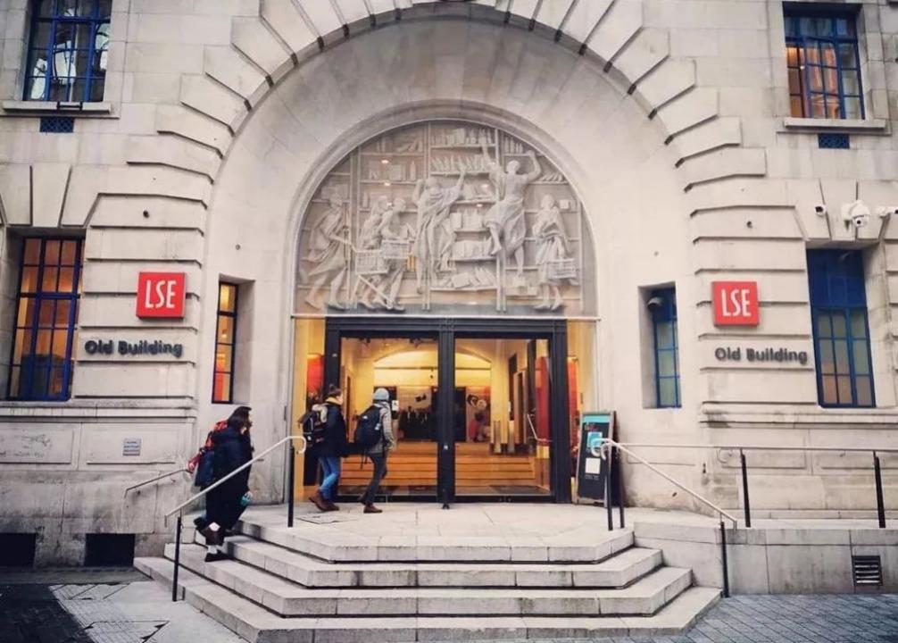 英国留学|LSE是否被留学圈过誉了？毕业生的真实就业前景如何？