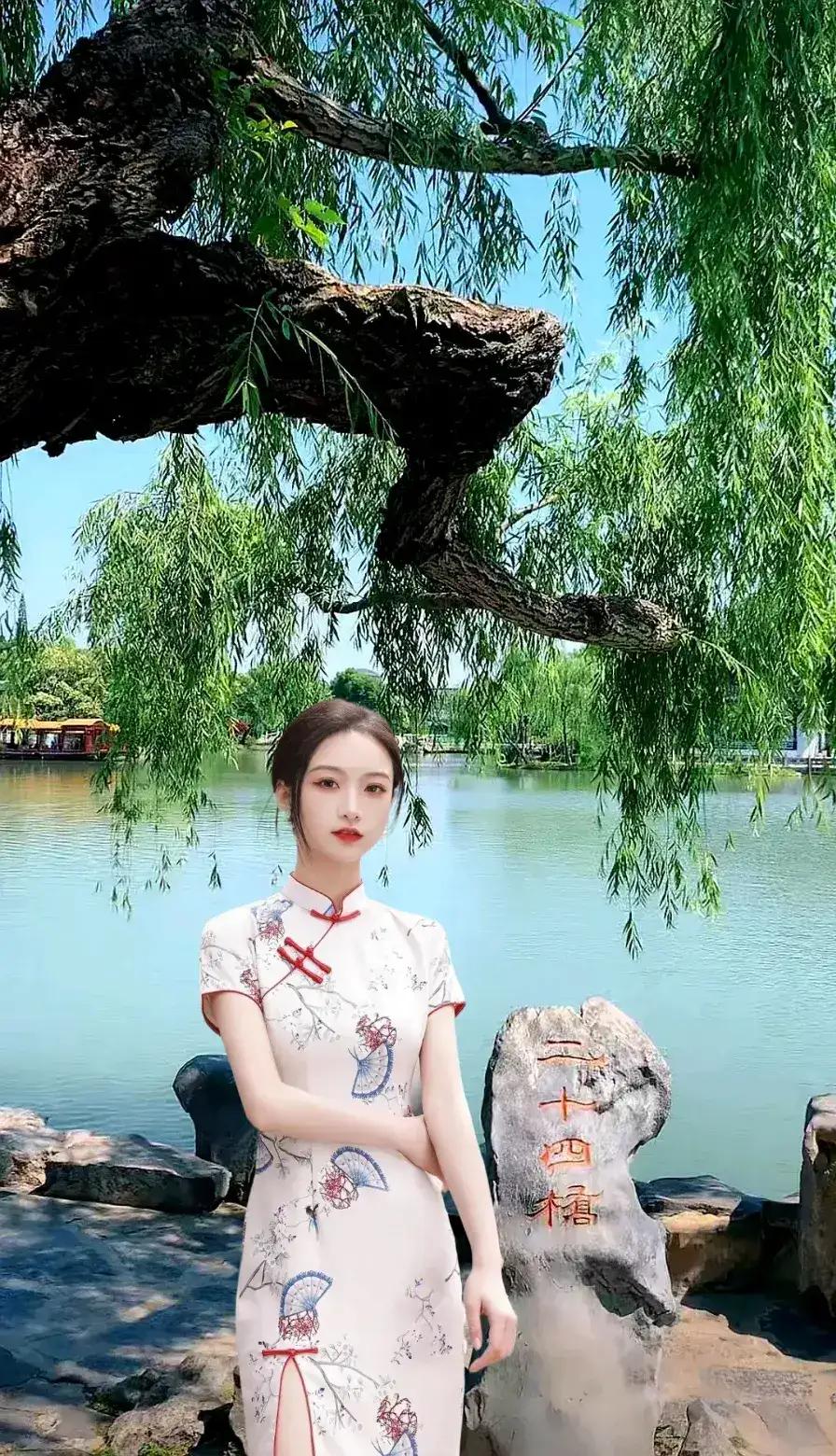 仲夏夜之梦电影完整版,仲夏夜之梦漫画全集免费