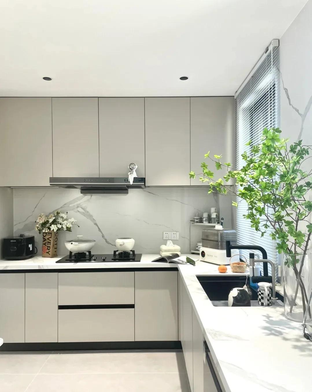 江苏女主晒出140㎡新家：全屋没有一丝俗气，堪称装修教科书