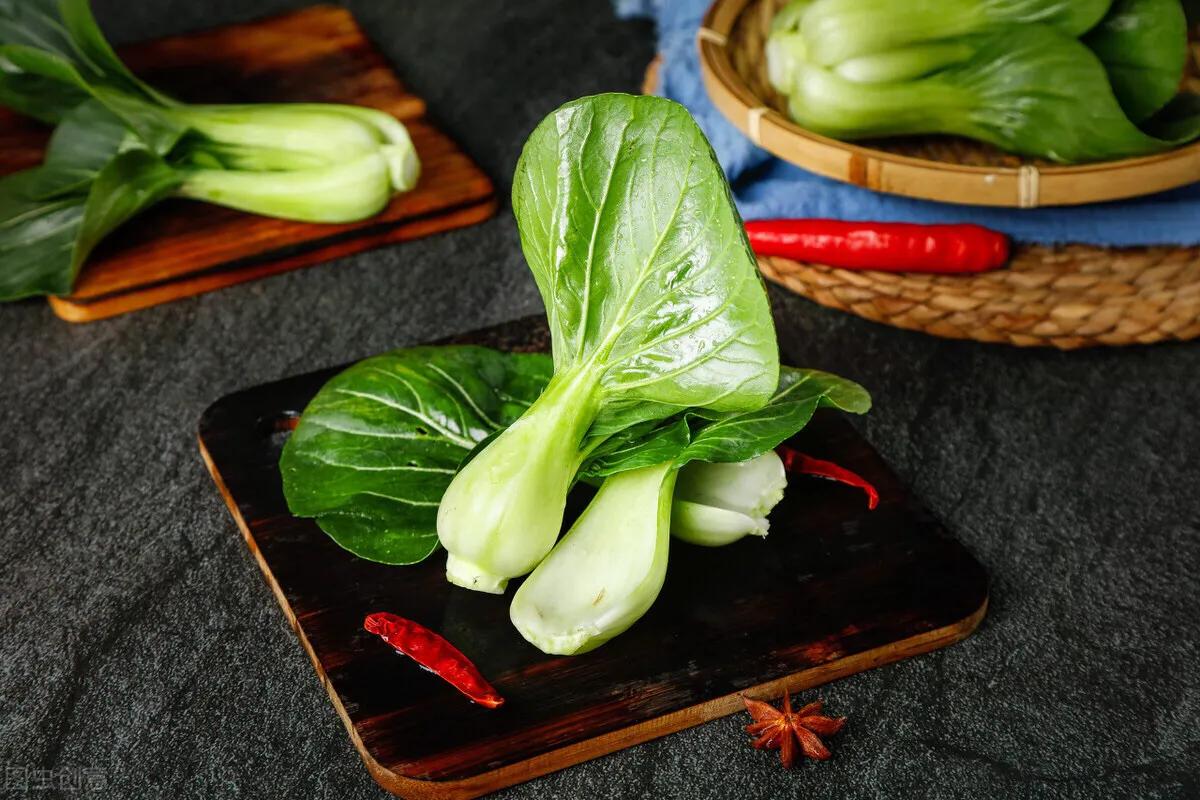 补钙第一名的菜芥蓝,营养专家推荐的7种绿叶蔬菜