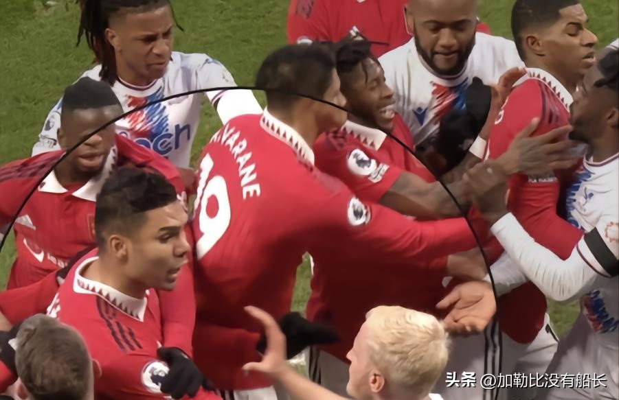 曼联战胜巴萨滕哈赫向球迷喊话,曼联在滕哈赫带领下何去何从