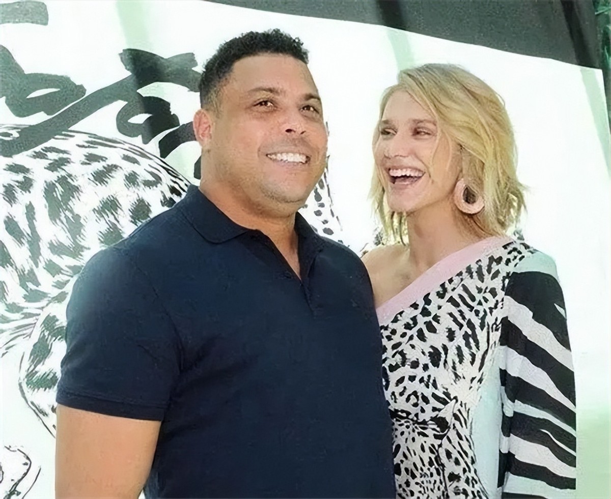 罗纳尔多大罗身家,罗纳尔多2012年在哪个俱乐部