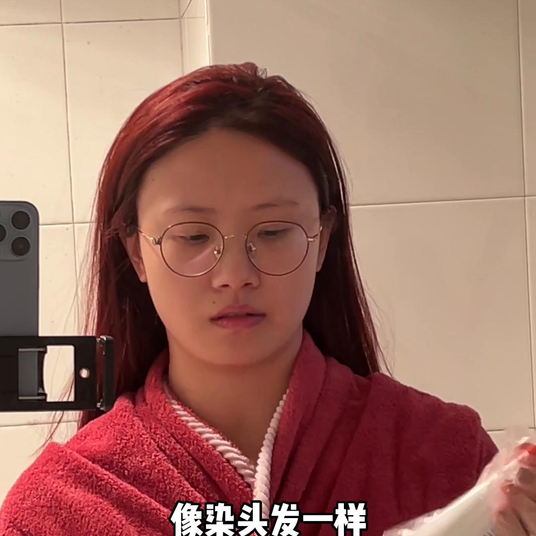 明星的头发为什么那么有光泽,为什么明星头发都是棕色