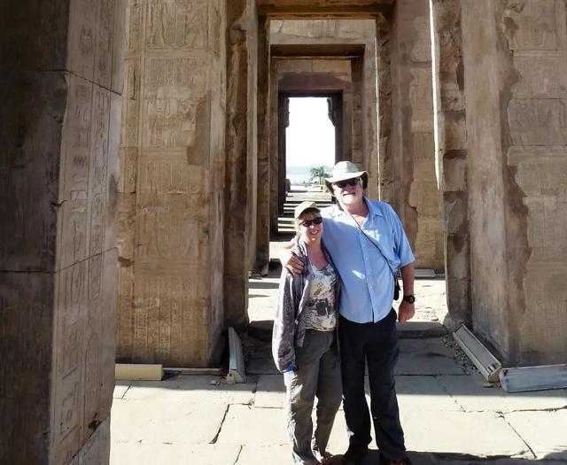 绝处逢生！女科学家用边缘疗法救绝症丈夫，9个月改写人类抗菌史