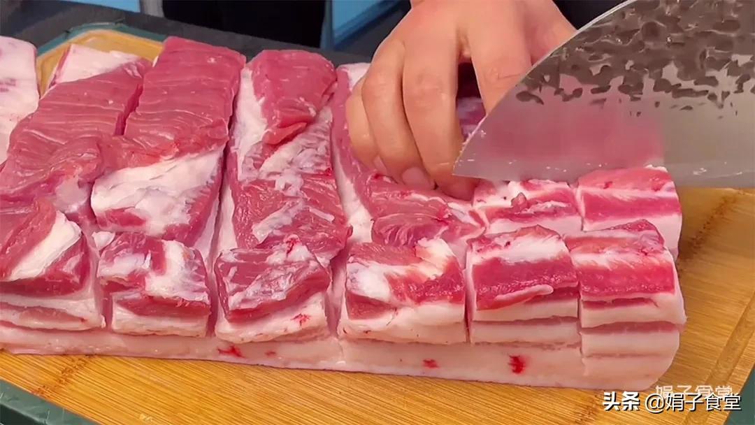 猪肉放在酱油里泡两天怎么做好吃,猪肉泡酱油的正确方法