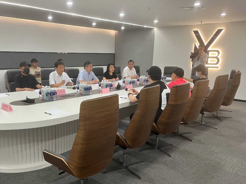 辽宁李永波国际羽毛球俱乐部揭牌,阜新李永波全球业余比赛亚军