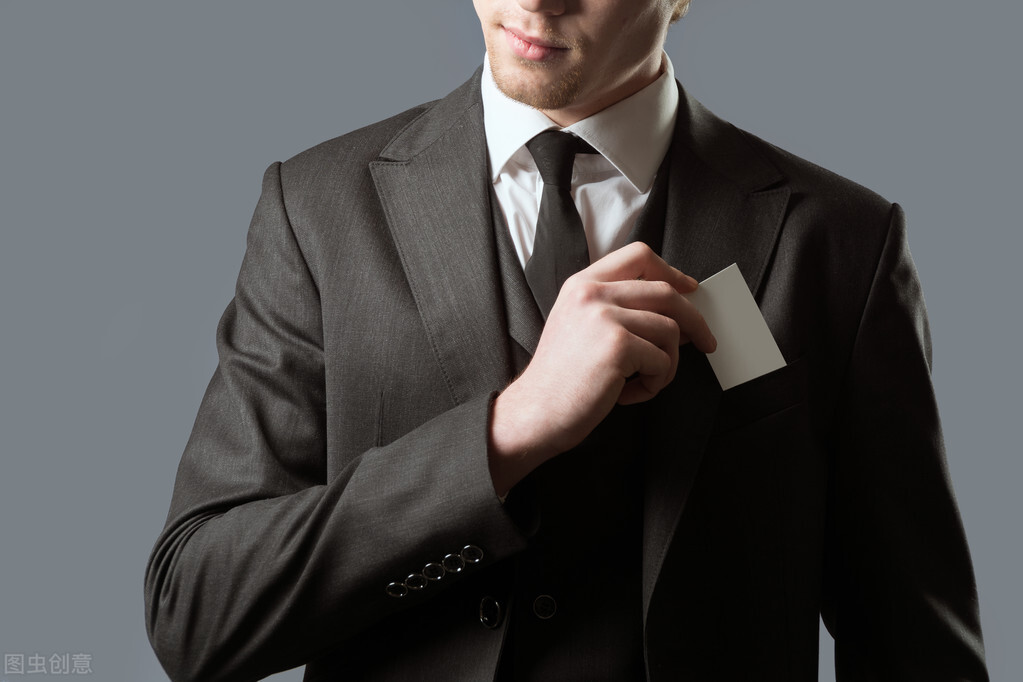 如何选择职业西装,怎么知道自己穿什么西装合适