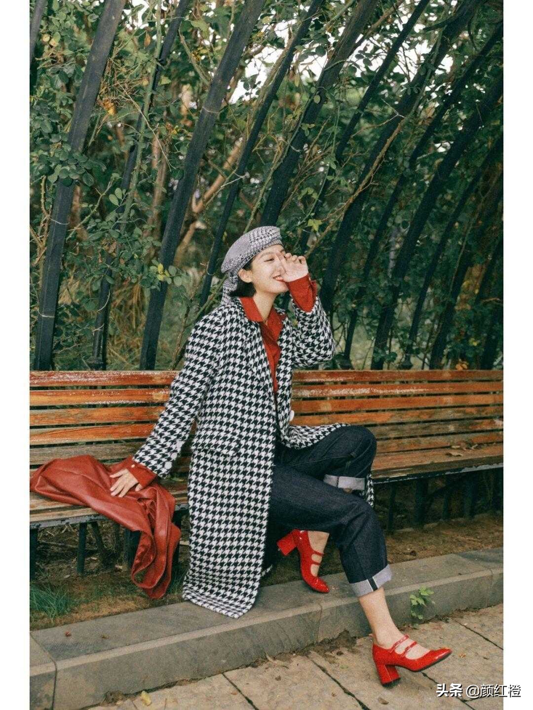 冬天黑色牛仔裤搭配男,冬天穿起来比较有型的牛仔裤