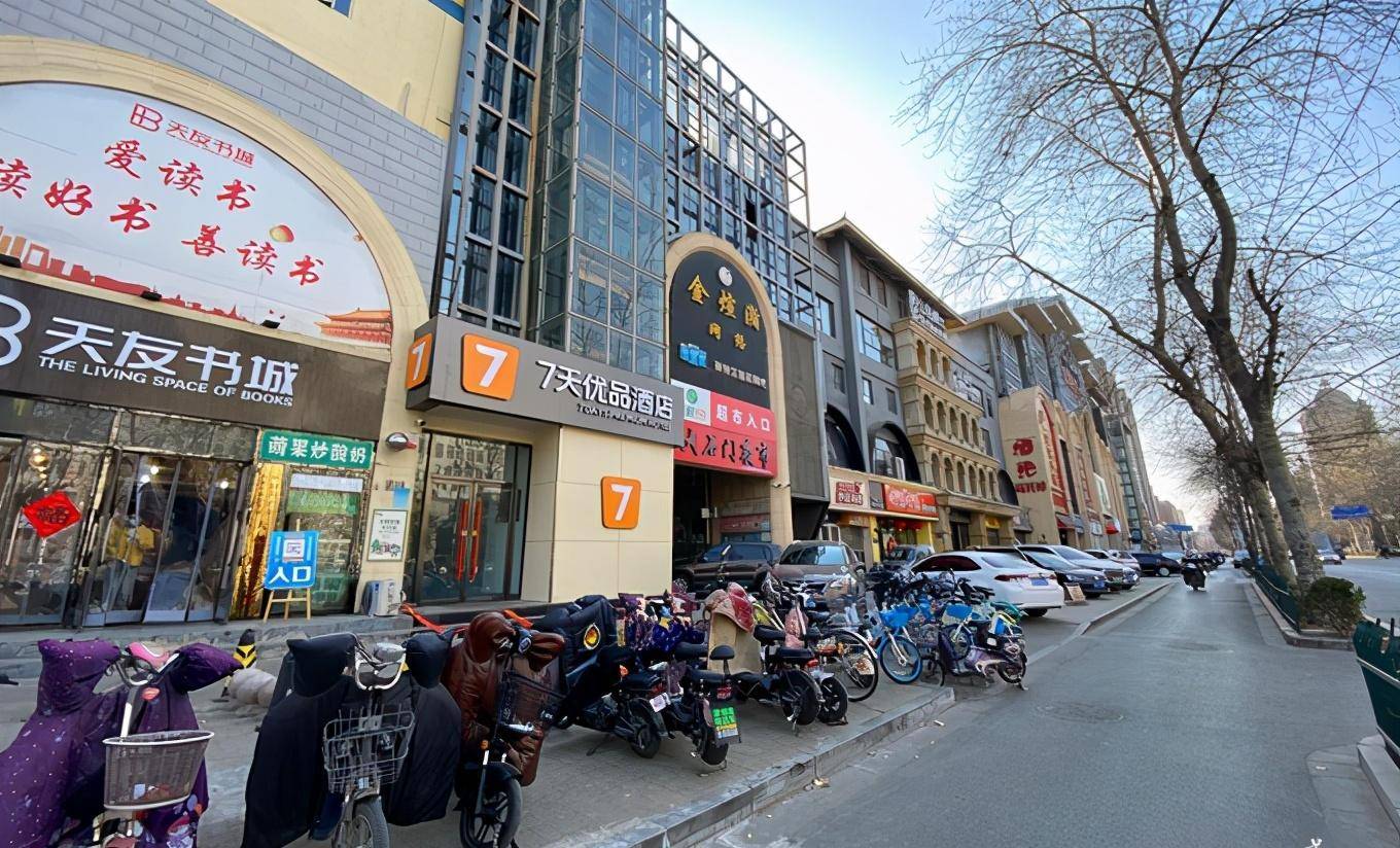 石家庄大学生最喜欢的街道 (石家庄大学生最喜欢去的夜市)