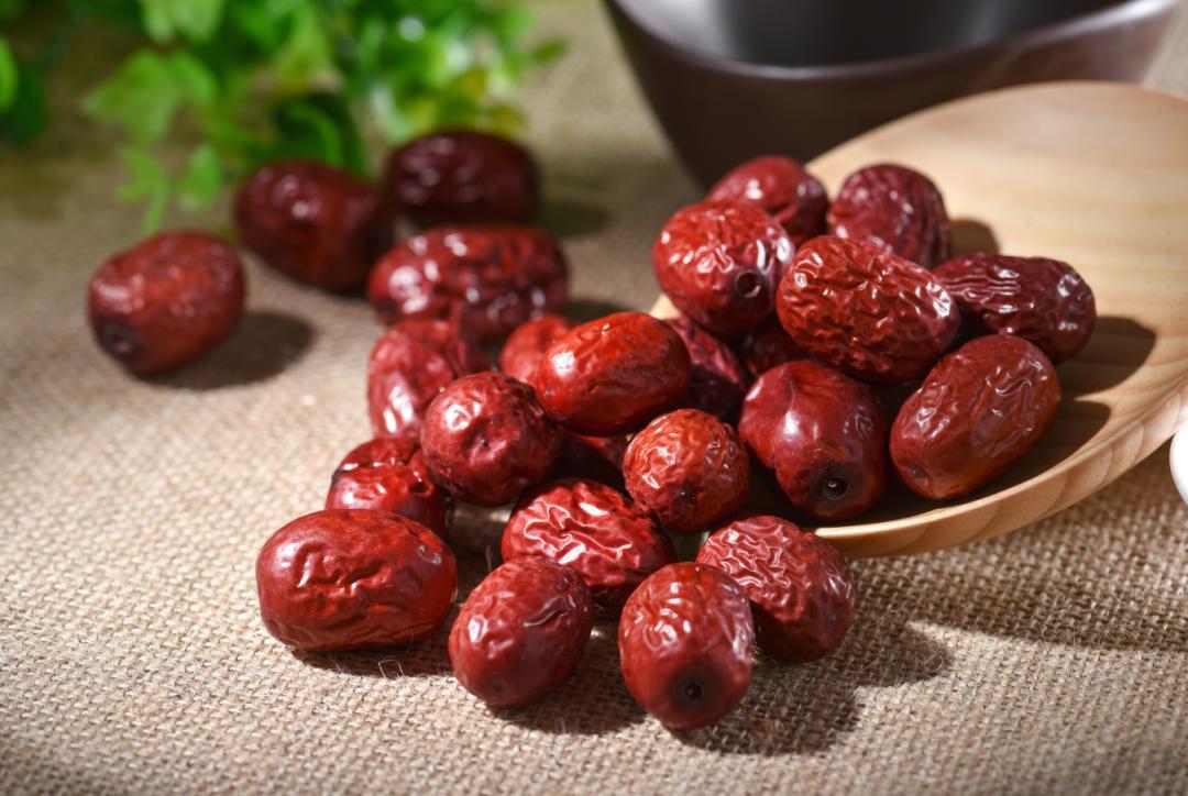 气血不足的女性夏天吃些什么,夏天气血不足调理食谱大全