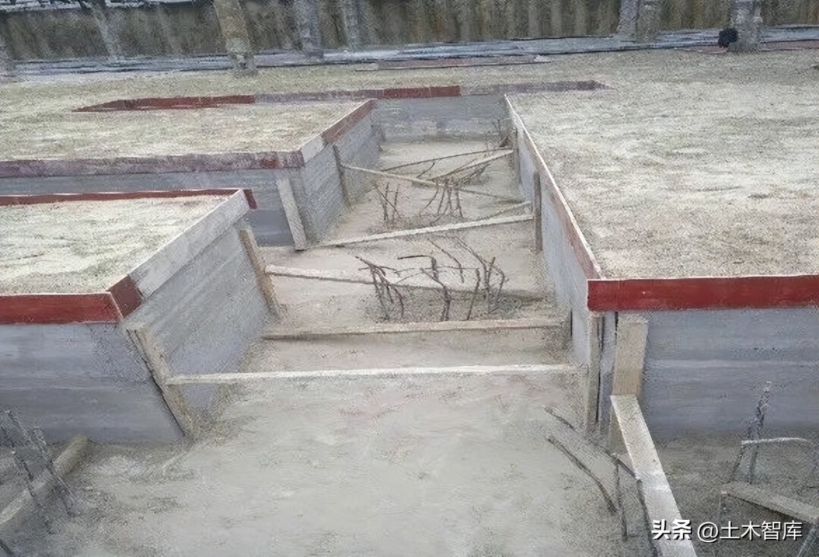 砖胎膜施工工艺流程及注意事项,砖胎膜施工过程的质量问题