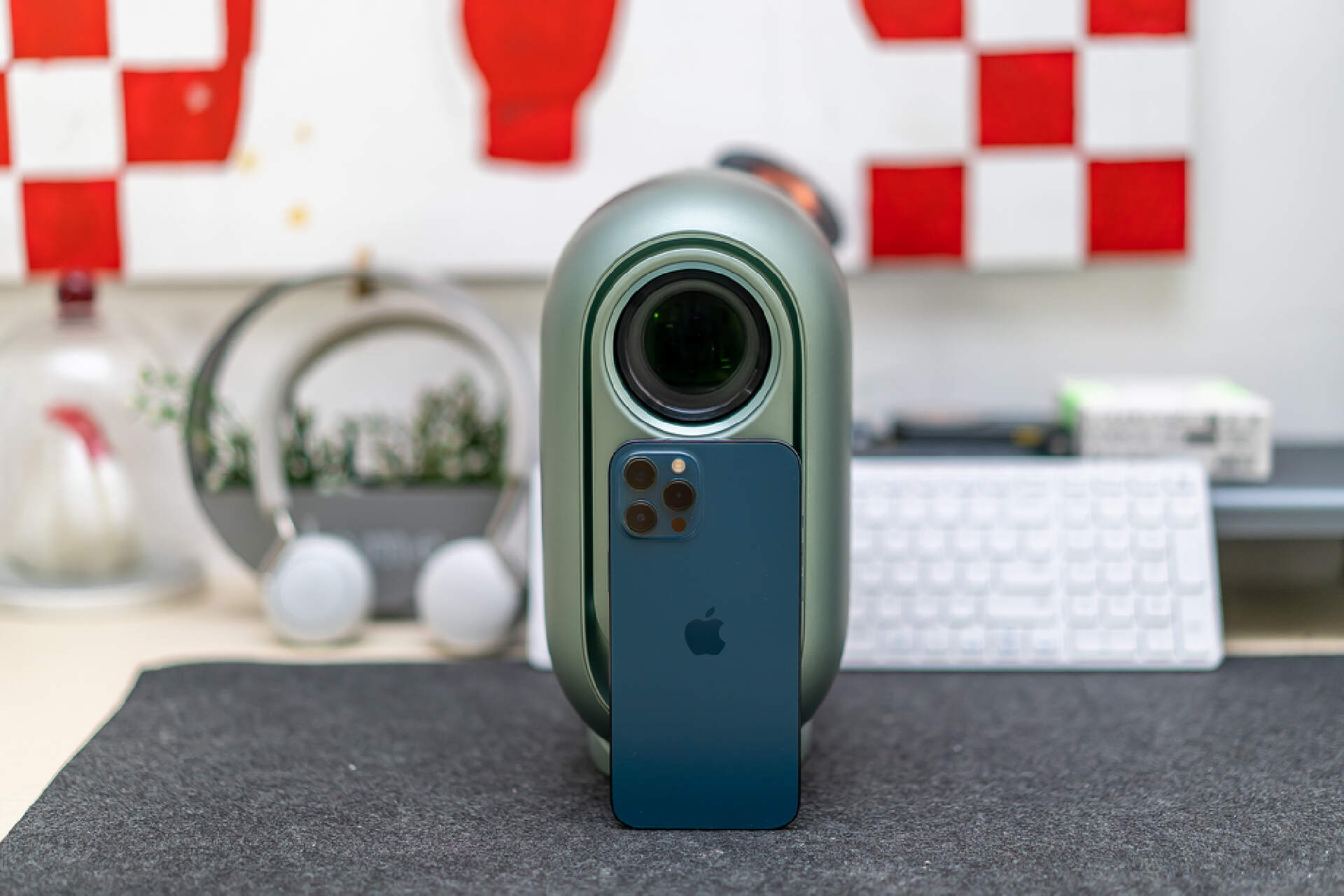 300元左右的投影仪是不是智商税,一千多块钱的投影仪靠谱吗